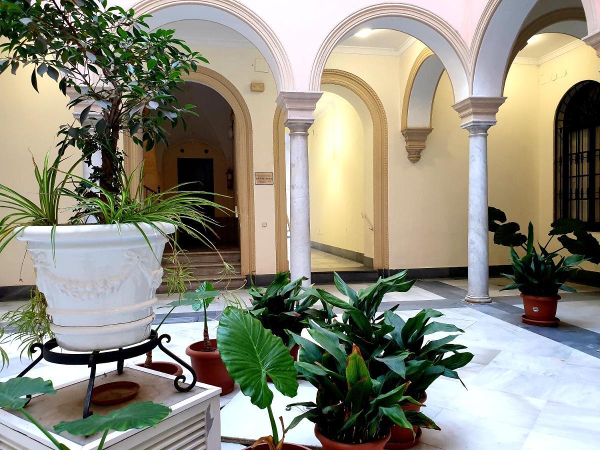 Sherryflat Palacio - Parking 赫雷斯 外观 照片